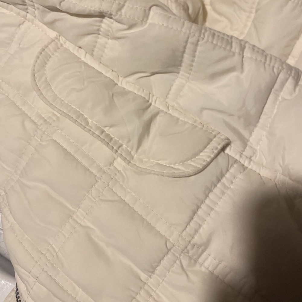 ⛷Cute Abercrombie Winter Puffer Coat! - Picture 4 of 7